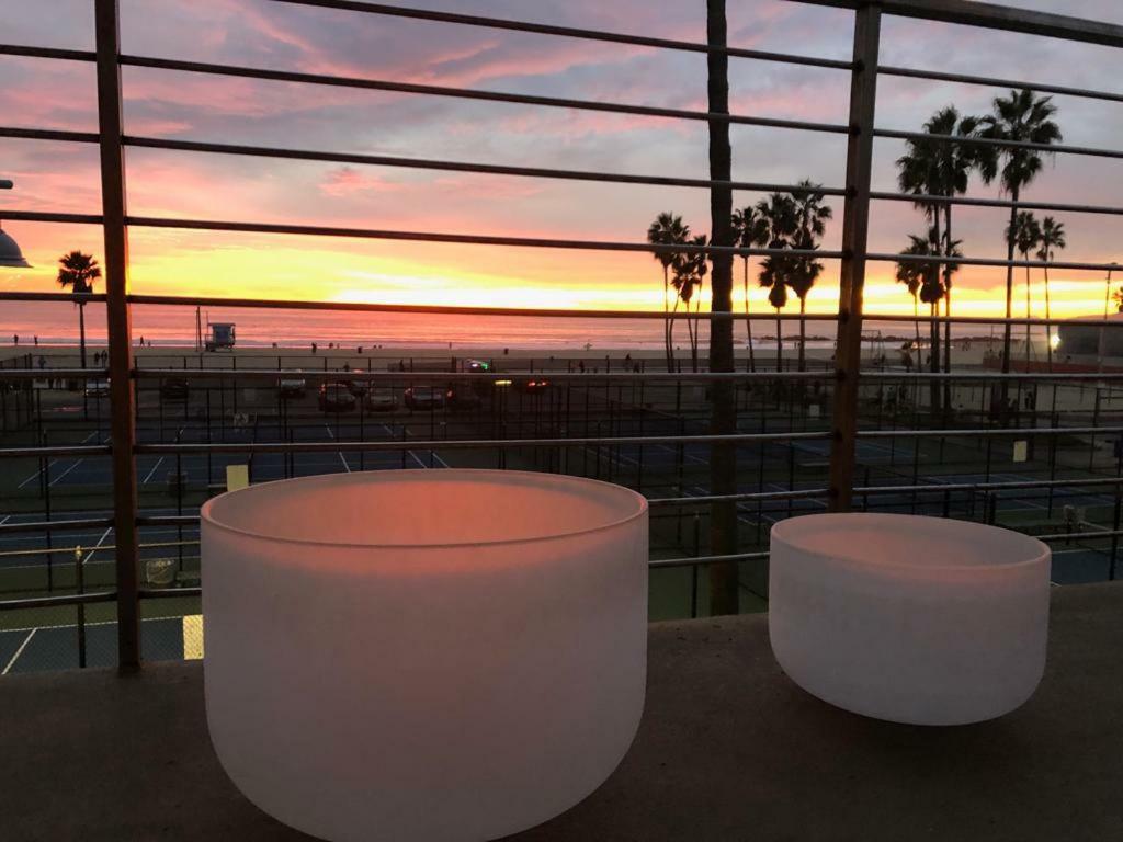 Ocean Front Vortex Female Hostel Private Rooms Free Bikes Los Angeles Exterior foto